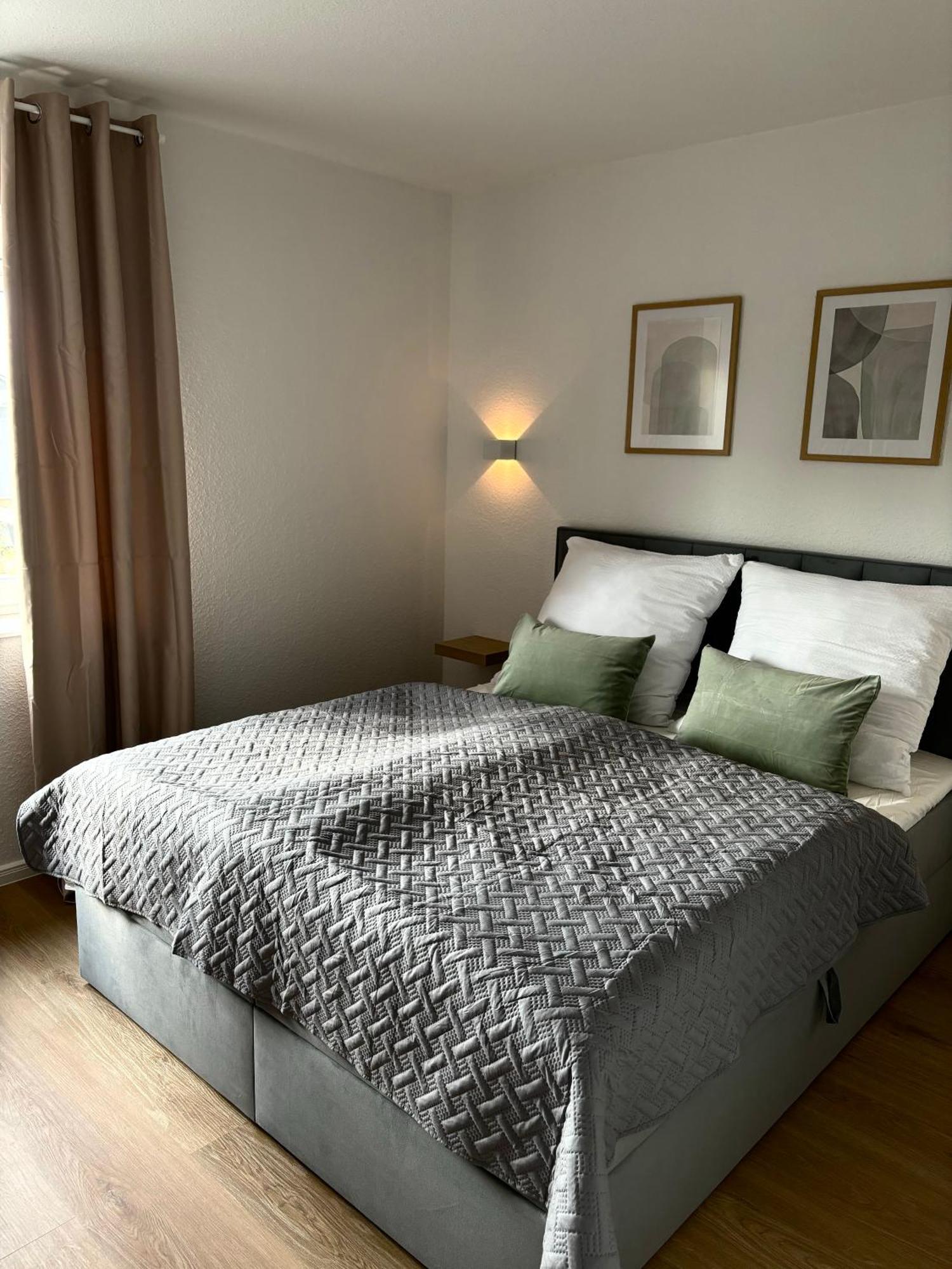 Home & Apart - Apartment Im Herzen Von Kreyenbrueck - Apartment 2 Oldenburg Exteriör bild